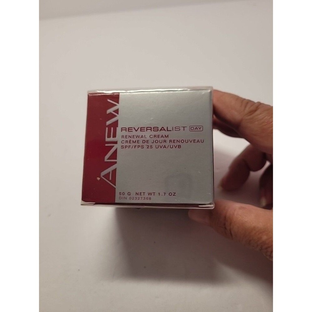 Avon Anew Reversalist Day  Renewal Cream  New Old Stock